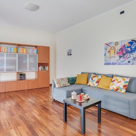 Oltretorrente Ampio Appartamento Con Balconi Parma Exterior foto